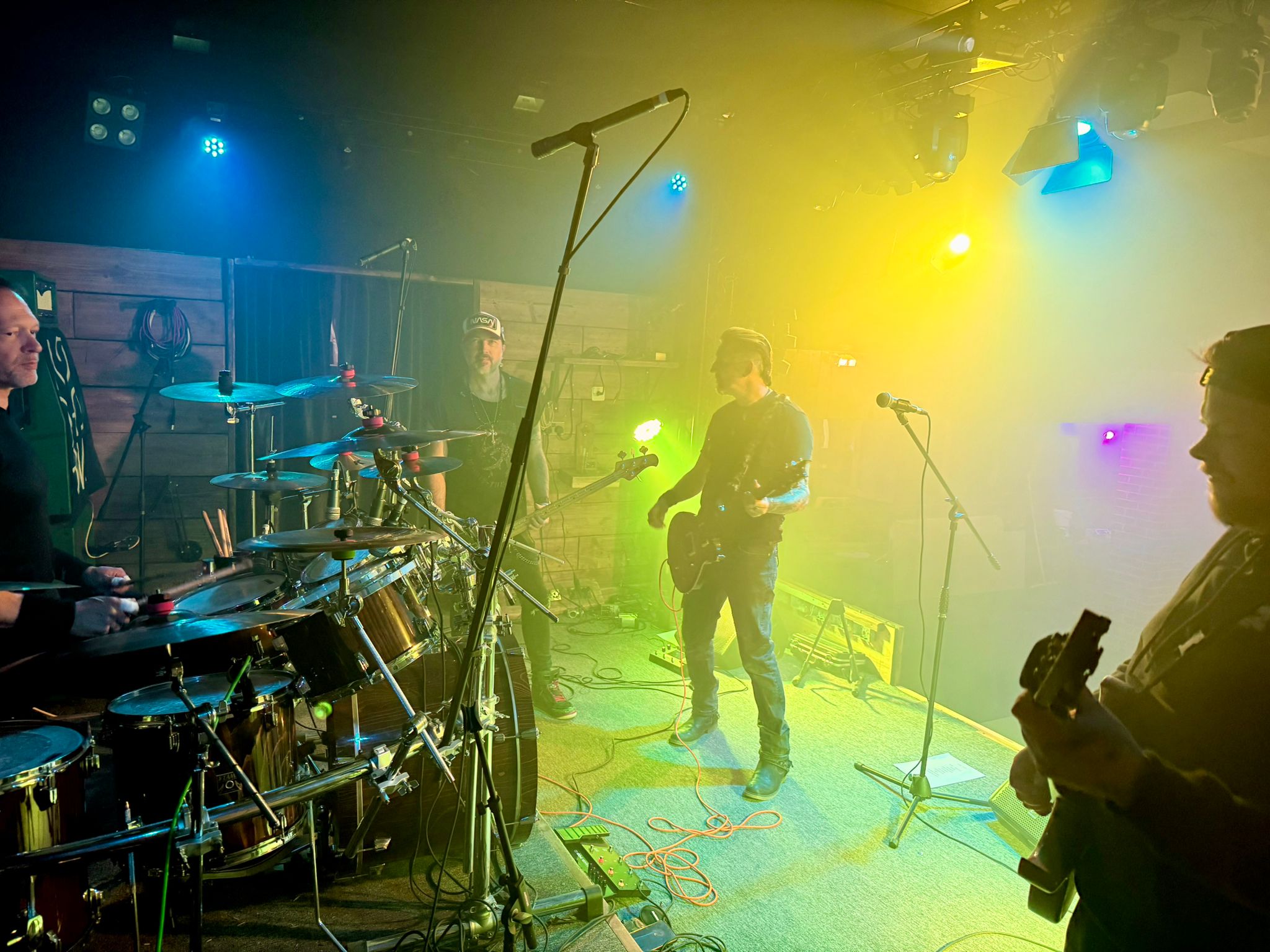 Nophobia live