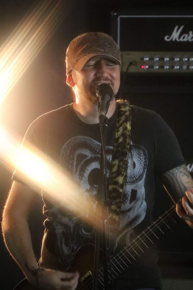 Dean Taylor live