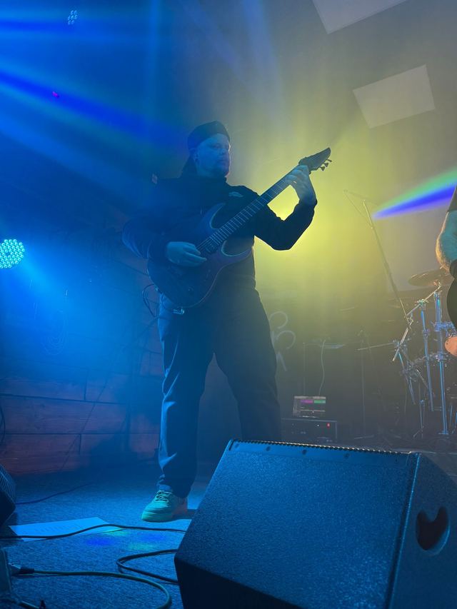 Nathan Hooper live